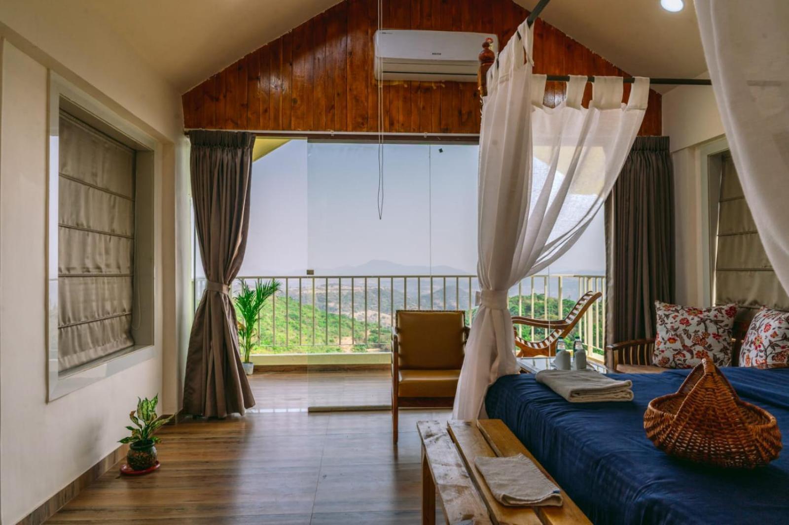 Eshi Resorts And Restaurant - Bhimashankars Jungle Luxury Resort Taleghar Buitenkant foto